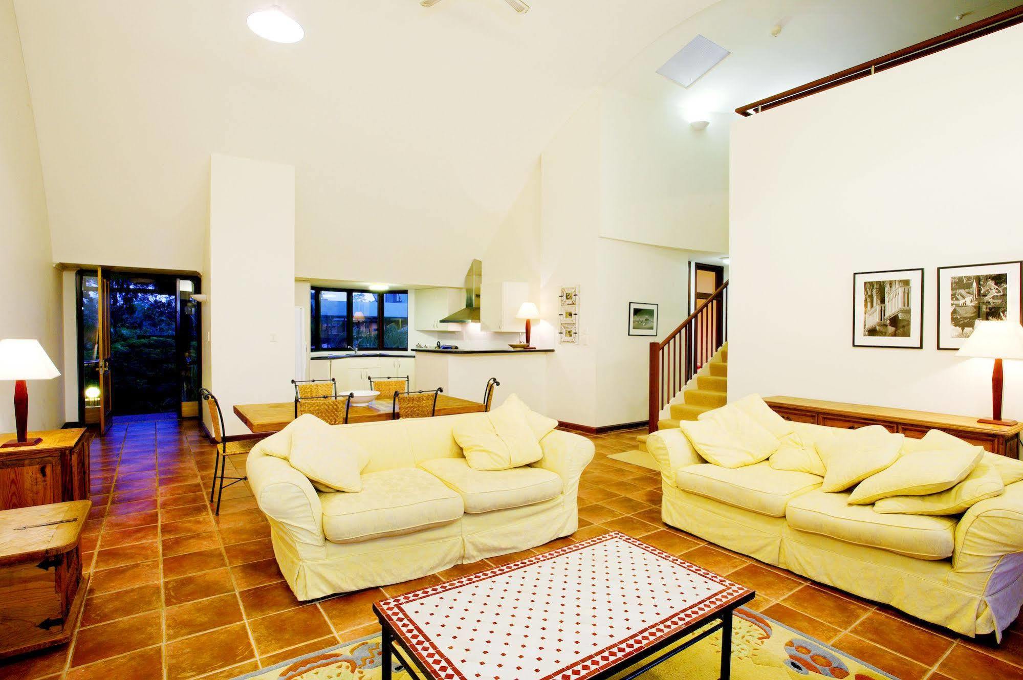 Byron Links Apartments Byron Bay Buitenkant foto